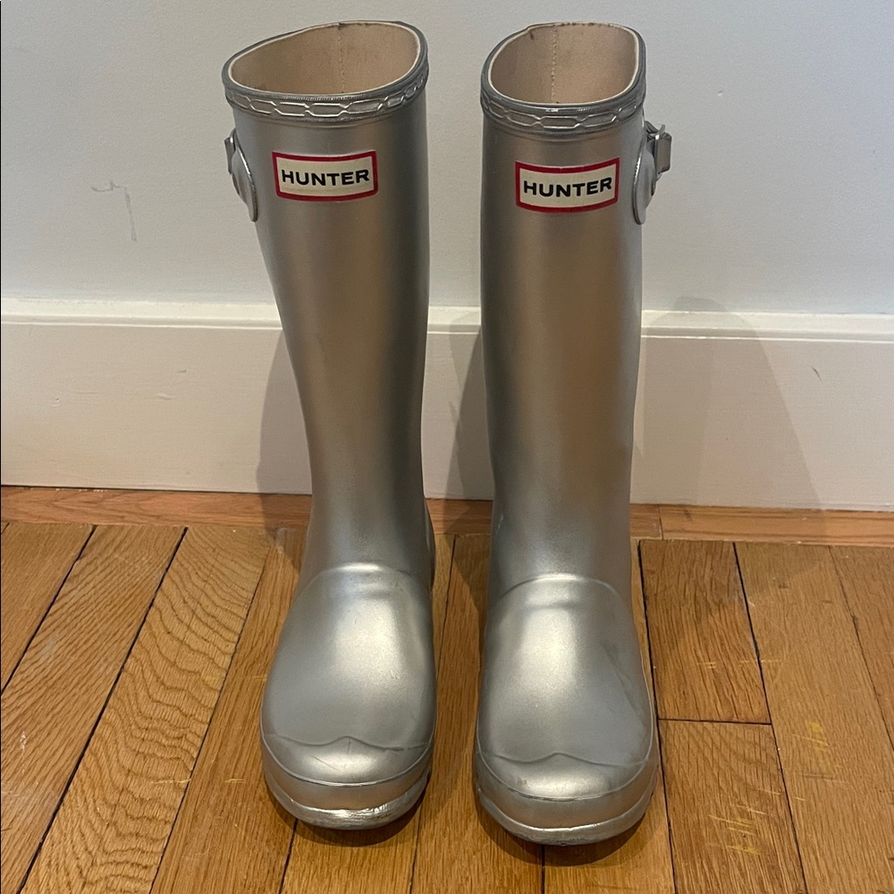 Hunter Metallic Silver Boots
